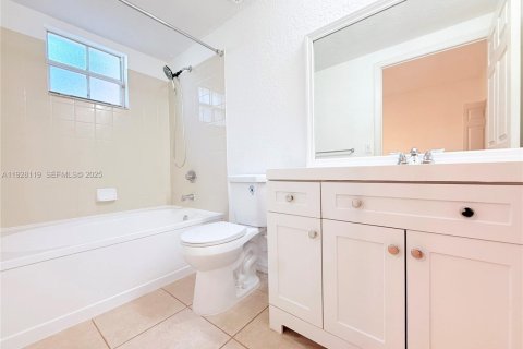 Copropriété à louer à North Lauderdale, Floride: 2 chambres, 96.15 m2 № 1987379 - photo 20
