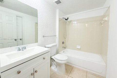 Copropriété à louer à North Lauderdale, Floride: 2 chambres, 96.15 m2 № 1987379 - photo 15