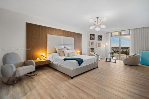 Condominio en venta en North Miami Beach, Florida, 3 dormitorios, 222.04 m2 № 1929634 - foto 14