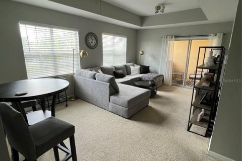 Condominio en alquiler en Sarasota, Florida, 1 dormitorio, 76.37 m2 № 2107558 - foto 2