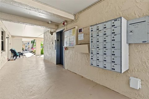 Copropriété à vendre à Dunedin, Floride: 2 chambres, 86.12 m2 № 2387645 - photo 16
