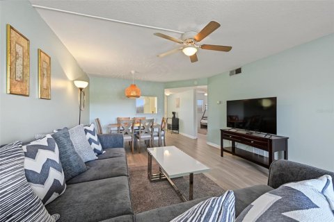 Copropriété à vendre à Dunedin, Floride: 2 chambres, 86.12 m2 № 2387645 - photo 24
