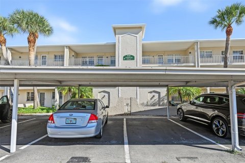 Copropriété à vendre à Dunedin, Floride: 2 chambres, 86.12 m2 № 2387645 - photo 8