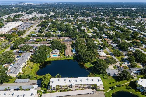 Copropriété à vendre à Dunedin, Floride: 2 chambres, 86.12 m2 № 2387645 - photo 5