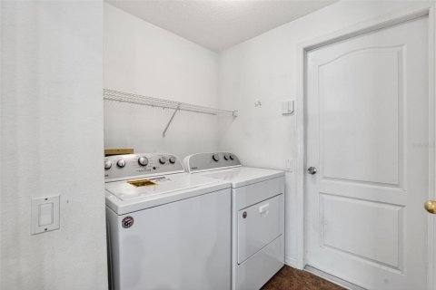 House in Tampa, Florida 3 bedrooms, 171.68 sq.m. № 1844696 - photo 29