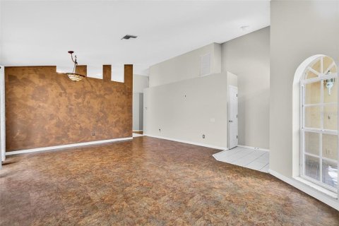 House in Tampa, Florida 3 bedrooms, 171.68 sq.m. № 1844696 - photo 18