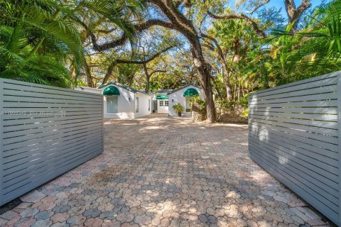 Casa en Miami, Florida 4 dormitorios, 232.81 m2 № 2002262