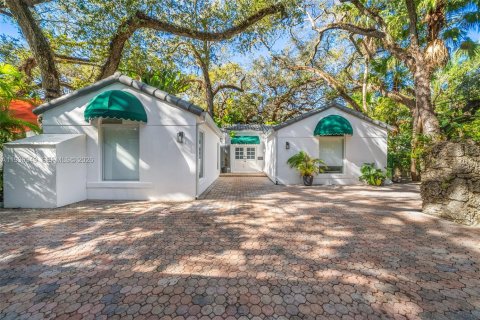 Casa en venta en Miami, Florida, 4 dormitorios, 232.81 m2 № 2002262 - foto 3