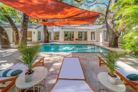 Casa en venta en Miami, Florida, 4 dormitorios, 232.81 m2 № 2002262 - foto 26