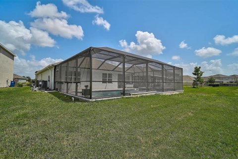 Купить виллу или дом в Лейквуд Ранч, Флорида 8 комнат, 169.73м2, № 1850278 - фото 30
