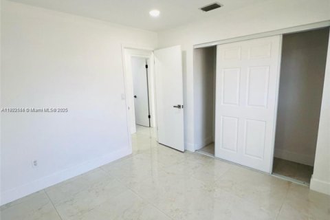 Casa en alquiler en Homestead, Florida, 3 dormitorios, 106.28 m2 № 1975997 - foto 18