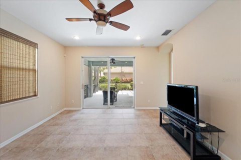 Villa ou maison à vendre à Fort Myers, Floride: 3 chambres, 138.89 m2 № 1916846 - photo 12