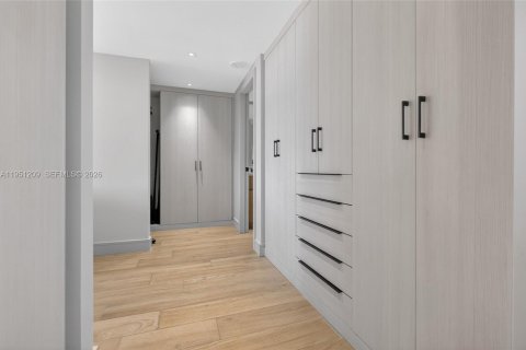 Купить кондоминиум в Майами, Флорида 2 спальни, 174.84м2, № 2011023 - фото 15