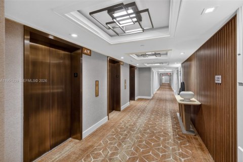 Купить кондоминиум в Майами, Флорида 2 спальни, 174.84м2, № 2011023 - фото 29