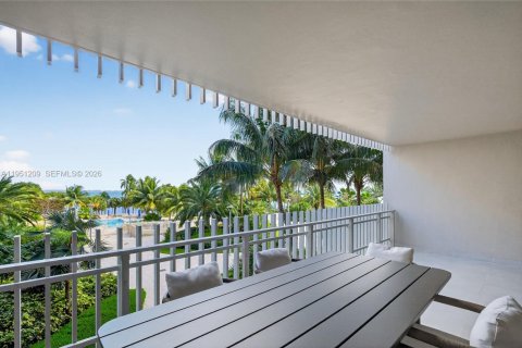 Купить кондоминиум в Майами, Флорида 2 спальни, 174.84м2, № 2011023 - фото 18