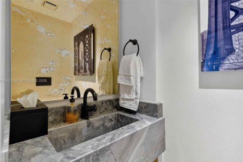 Купить кондоминиум в Майами, Флорида 2 спальни, 174.84м2, № 2011023 - фото 3