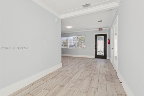 Villa ou maison à vendre à North Miami, Floride: 3 chambres, 108.6 m2 № 2060734 - photo 16