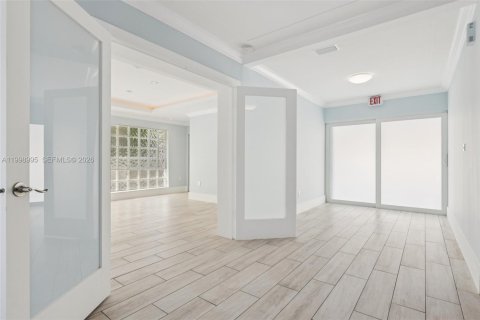 Villa ou maison à vendre à North Miami, Floride: 3 chambres, 108.6 m2 № 2060734 - photo 8