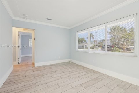 Villa ou maison à vendre à North Miami, Floride: 3 chambres, 108.6 m2 № 2060734 - photo 24