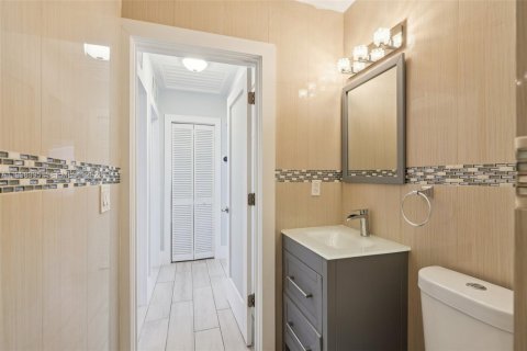 Villa ou maison à vendre à North Miami, Floride: 3 chambres, 108.6 m2 № 2060734 - photo 28