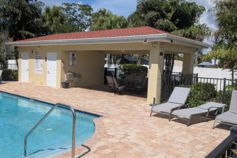 Condominio en venta en New Port Richey, Florida, 3 dormitorios, 114.08 m2 № 1907063 - foto 21