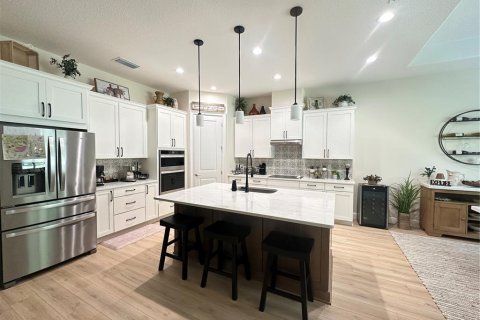 House in Lady Lake, Florida 3 bedrooms, 223.06 sq.m. № 1835007 - photo 8