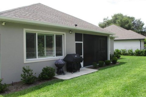 House in Lady Lake, Florida 3 bedrooms, 223.06 sq.m. № 1835007 - photo 2