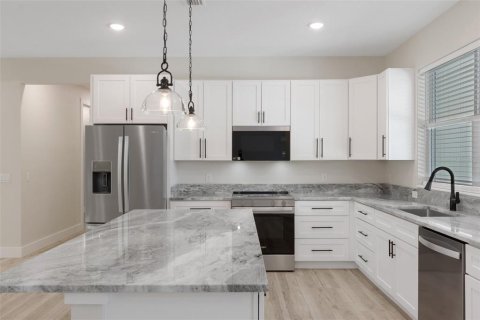 House in Beverly Hills, Florida 3 bedrooms, 222.69 sq.m. № 1801634 - photo 18