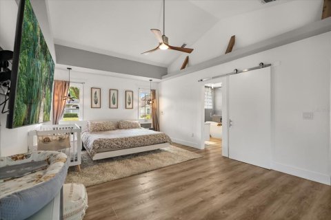Casa en alquiler en Orlando, Florida, 5 dormitorios, 277.03 m2 № 2105311 - foto 14