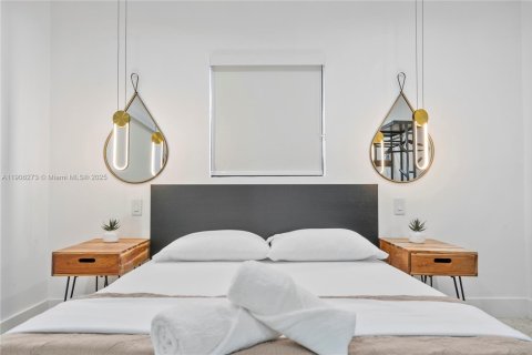 Immobilier commercial à vendre à Miami, Floride: 148.64 m2 № 2016626 - photo 10