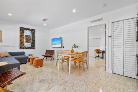 Immobilier commercial à vendre à Miami, Floride: 148.64 m2 № 2016626 - photo 26