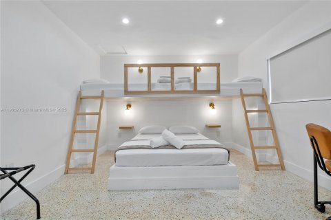 Immobilier commercial à vendre à Miami, Floride: 148.64 m2 № 2016626 - photo 23