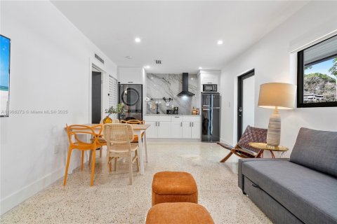 Immobilier commercial à vendre à Miami, Floride: 148.64 m2 № 2016626 - photo 25