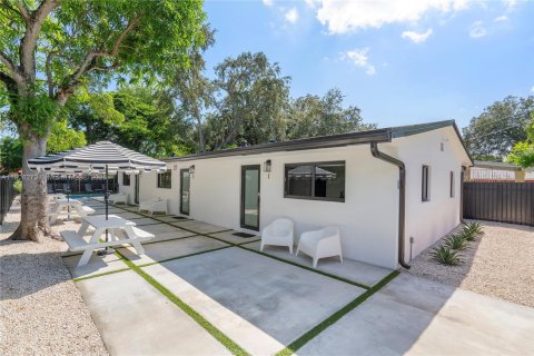 Immobilier commercial à vendre à Miami, Floride: 148.64 m2 № 2016626 - photo 16