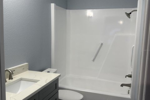 Condo in Saint Petersburg, Florida, 2 bedrooms  № 1538156 - photo 15