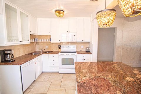 Villa ou maison à vendre à Anna Maria, Floride: 3 chambres, 142.88 m2 № 1904828 - photo 6