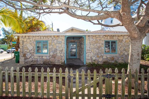 Villa ou maison à vendre à Anna Maria, Floride: 3 chambres, 142.88 m2 № 1904828 - photo 3