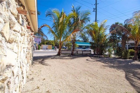 Villa ou maison à vendre à Anna Maria, Floride: 3 chambres, 142.88 m2 № 1904828 - photo 24