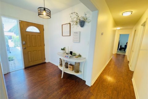 Villa ou maison à vendre à Winter Haven, Floride: 4 chambres, 215.16 m2 № 1680358 - photo 9