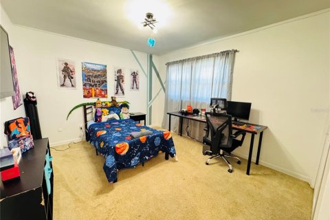 Villa ou maison à vendre à Winter Haven, Floride: 4 chambres, 215.16 m2 № 1680358 - photo 3