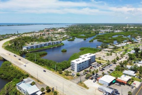 Immobilier commercial à vendre à Englewood, Floride: 89.93 m2 № 1914584 - photo 1