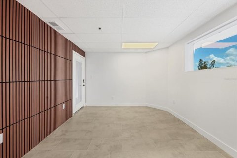 Immobilier commercial à vendre à Englewood, Floride: 89.93 m2 № 1914584 - photo 14