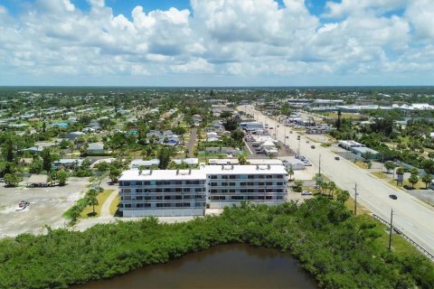 Immobilier commercial à vendre à Englewood, Floride: 89.93 m2 № 1914584 - photo 29