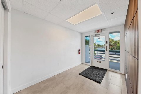 Immobilier commercial à vendre à Englewood, Floride: 89.93 m2 № 1914584 - photo 6