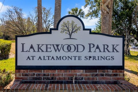 Condo in Altamonte Springs, Florida, 2 bedrooms  № 2143751 - photo 22