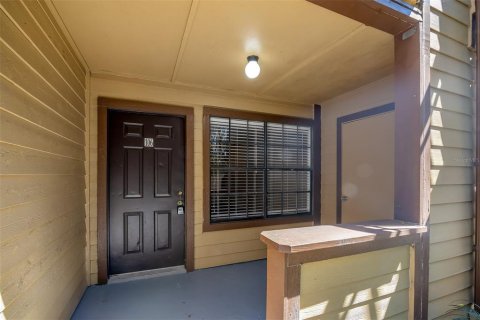 Condo in Altamonte Springs, Florida, 2 bedrooms  № 2143751 - photo 4