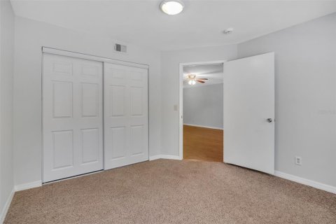 Condo in Altamonte Springs, Florida, 2 bedrooms  № 2143751 - photo 17