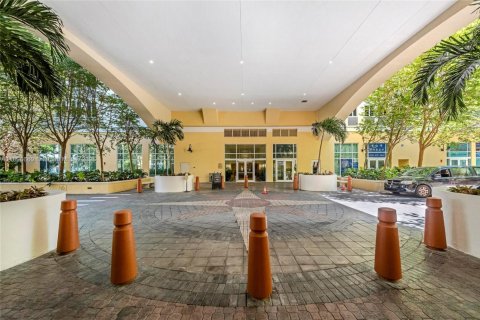 Снять в аренду кондоминиум в Майами, Флорида 1 спальня, 70.51м2, № 1948346 - фото 21