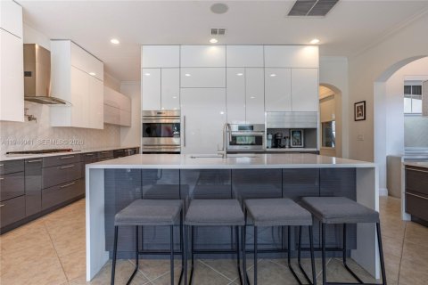 Casa en venta en Parkland, Florida, 5 dormitorios, 383.13 m2 № 2002374 - foto 7