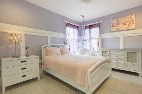 Casa en venta en Parkland, Florida, 5 dormitorios, 383.13 m2 № 2002374 - foto 11
